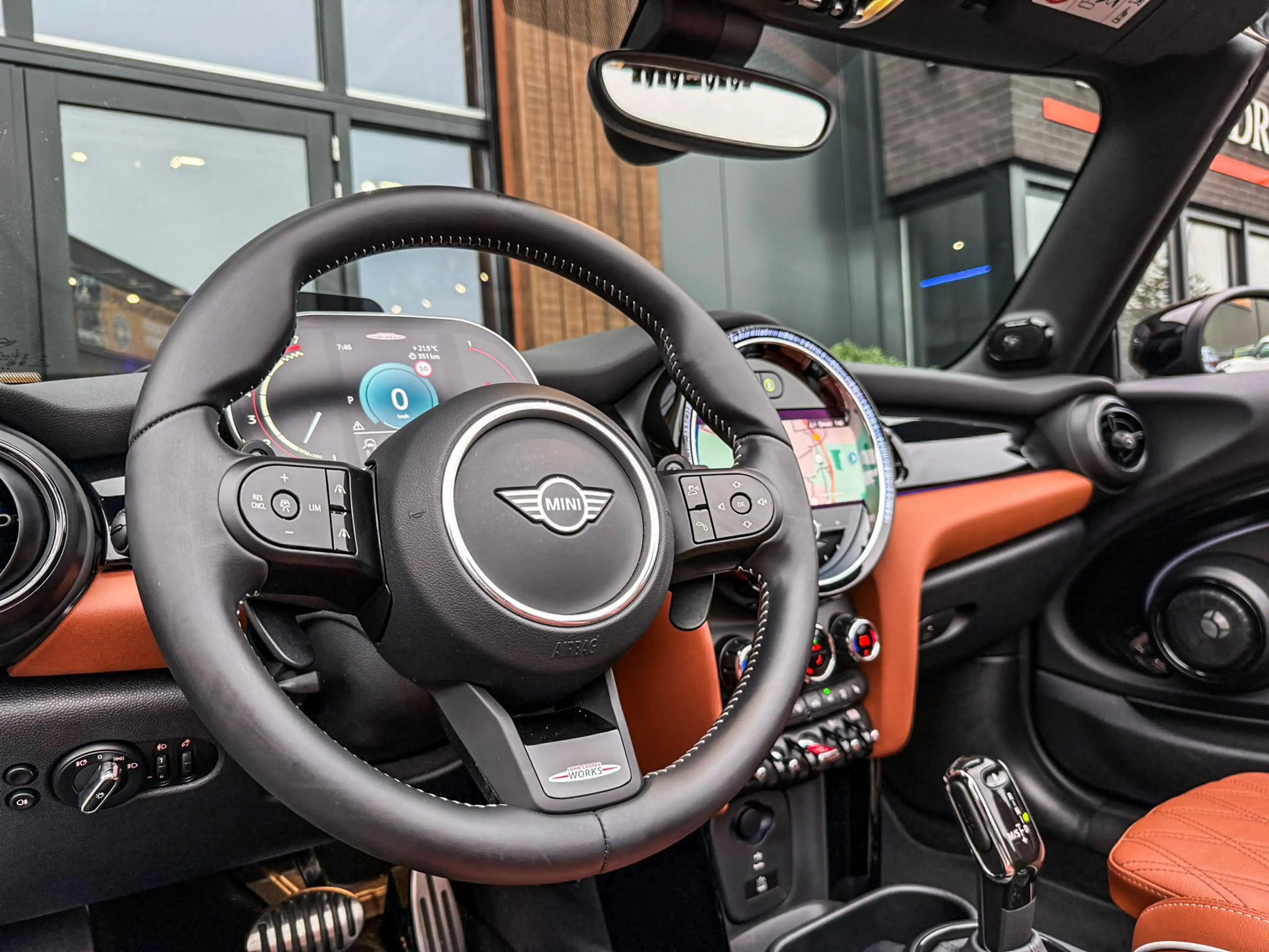 MINI John Cooper Works Cabrio 2.0 JCW Pack F1 aut 231pk/Chester brown leer/Hk/Ca — photo 8