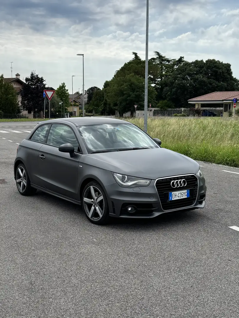 Audi A1 1.4 tfsi Ambition 122cv s-tronic - 2