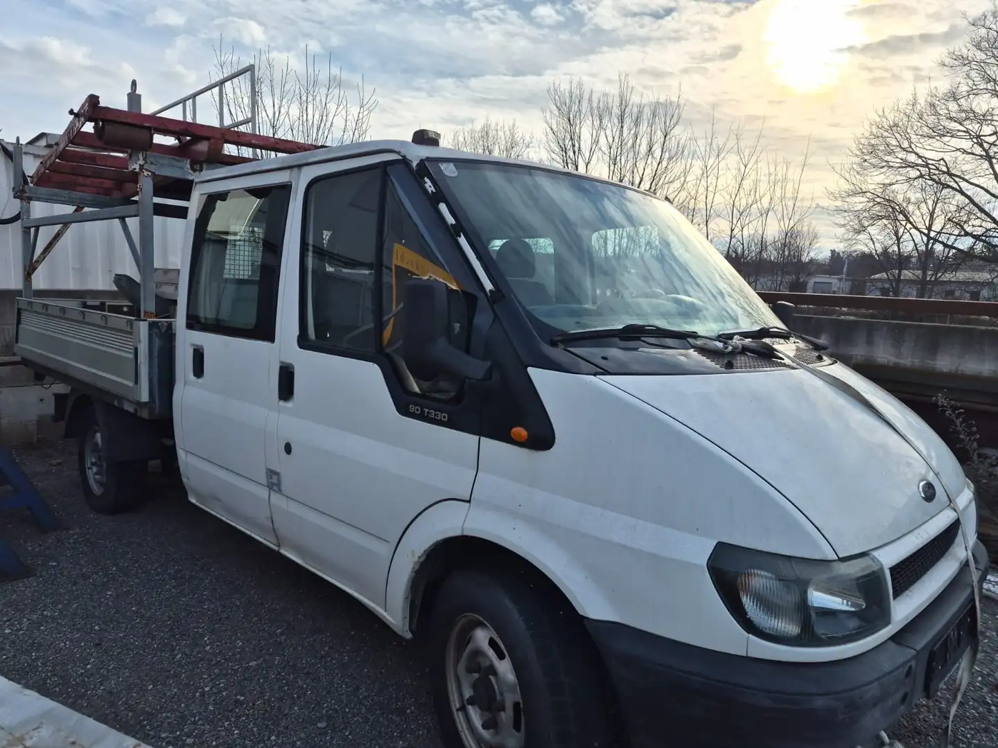 Ford Transit 2,4 doppelkabine + Pritsche Euro 3 - 1