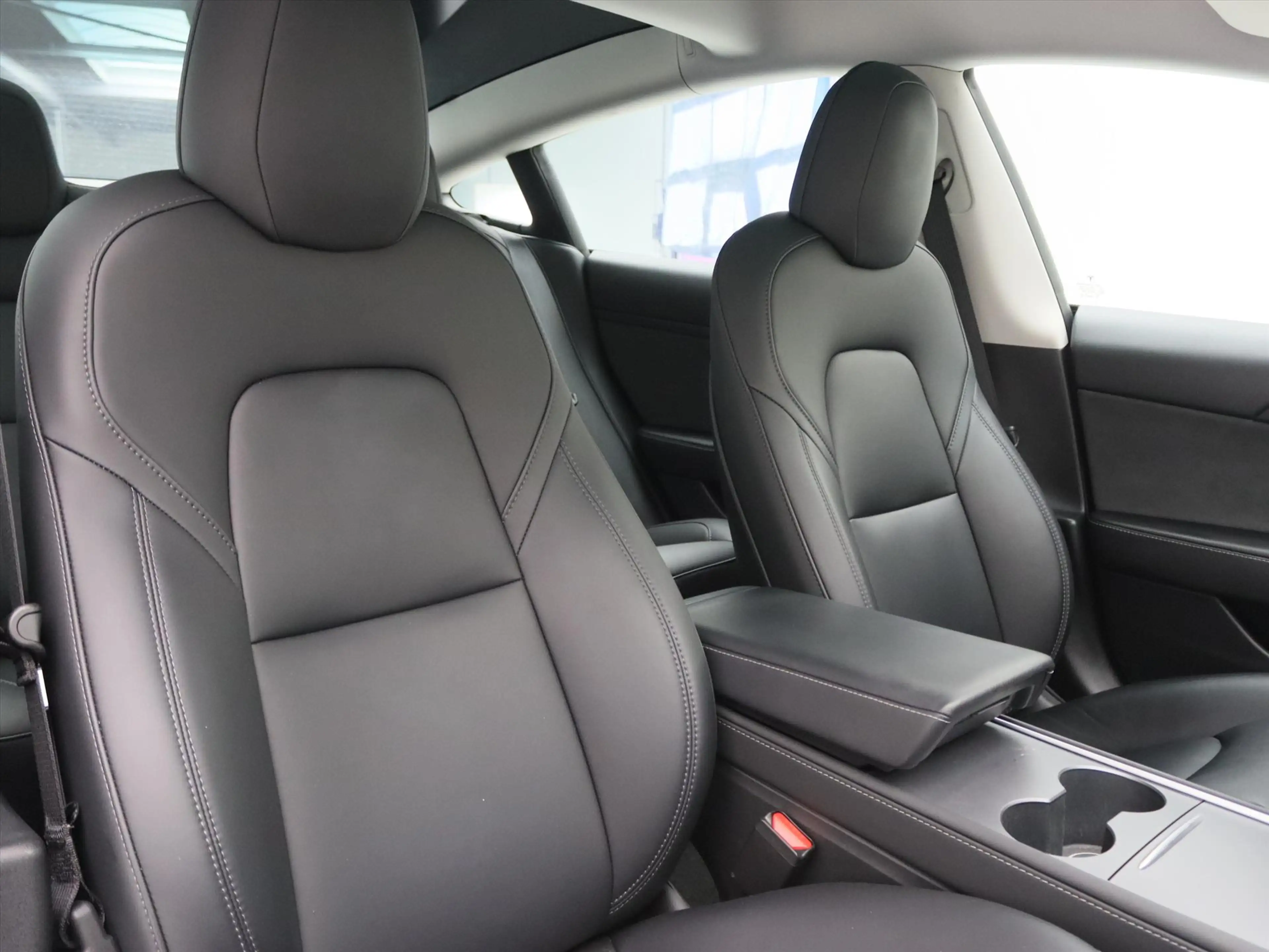 Tesla Model 3 Standard RWD Plus UPGRADE 94.8% SoH [ LFP-ACCU+WAR — photo 17