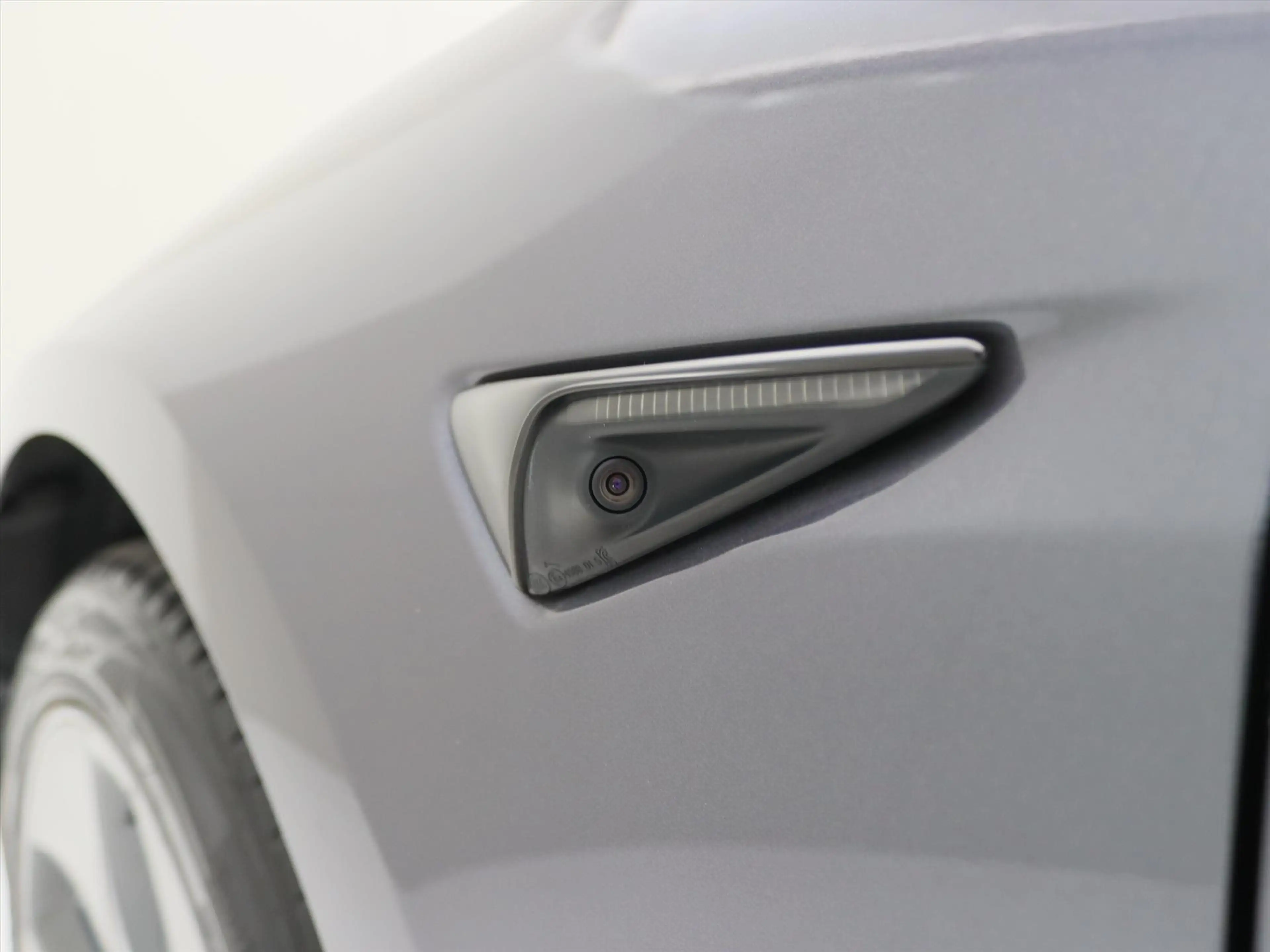 Tesla Model 3 Standard RWD Plus UPGRADE 94.8% SoH [ LFP-ACCU+WAR — photo 35
