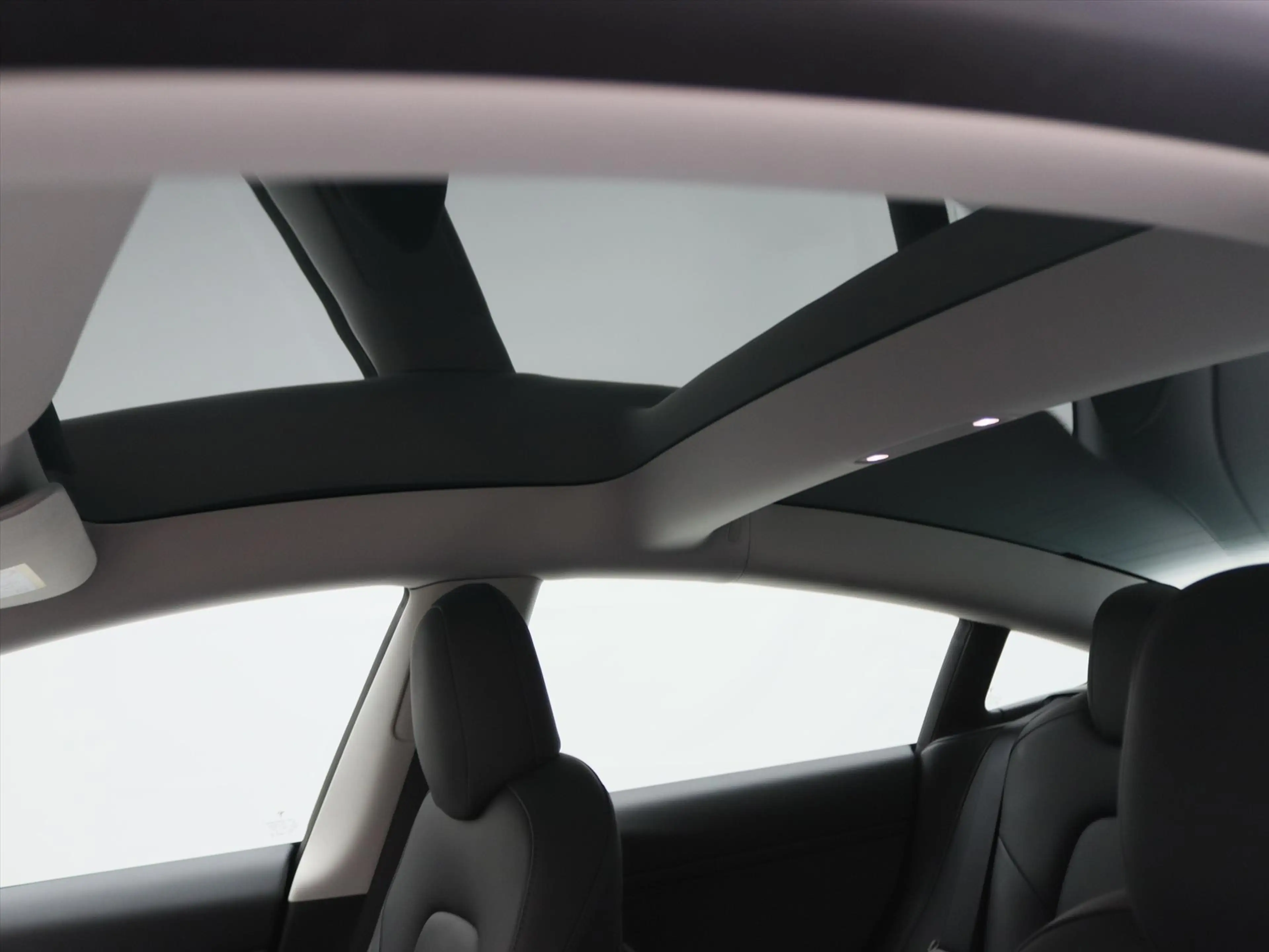 Tesla Model 3 Standard RWD Plus UPGRADE 94.8% SoH [ LFP-ACCU+WAR — photo 34