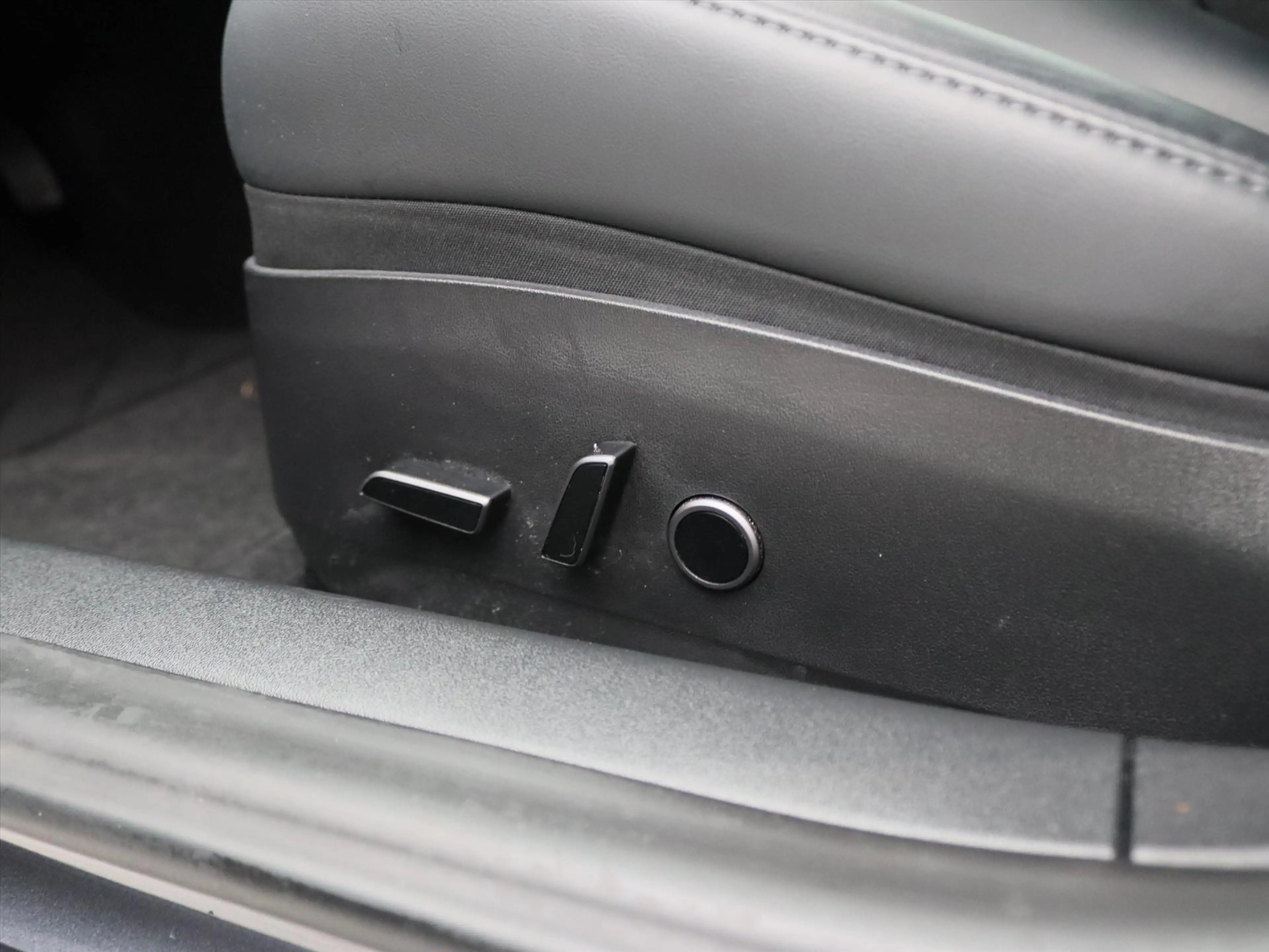 Tesla Model 3 Standard RWD Plus UPGRADE 94.8% SoH [ LFP-ACCU+WAR — photo 20