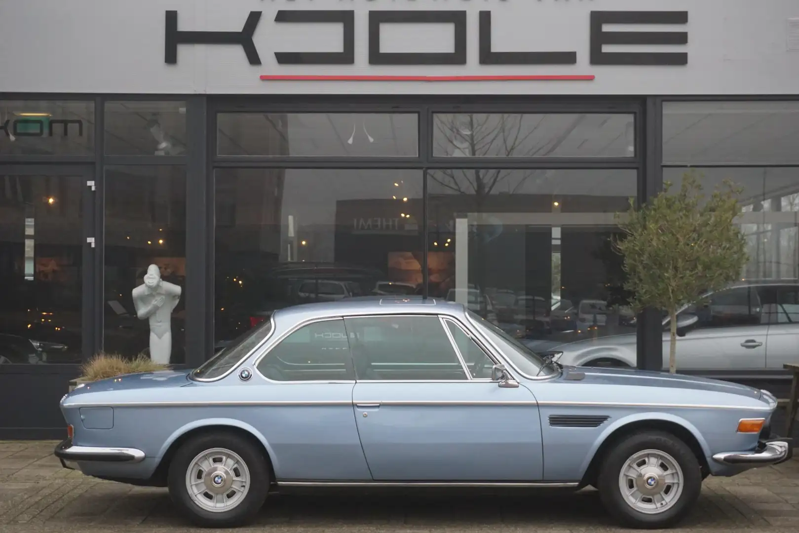 BMW 3.0 CS Modrá - 1