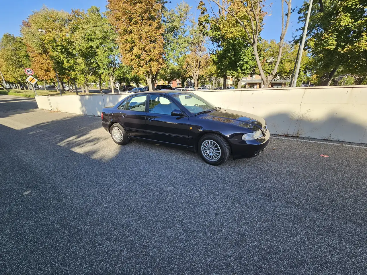 Audi A4 1.6, foto 8