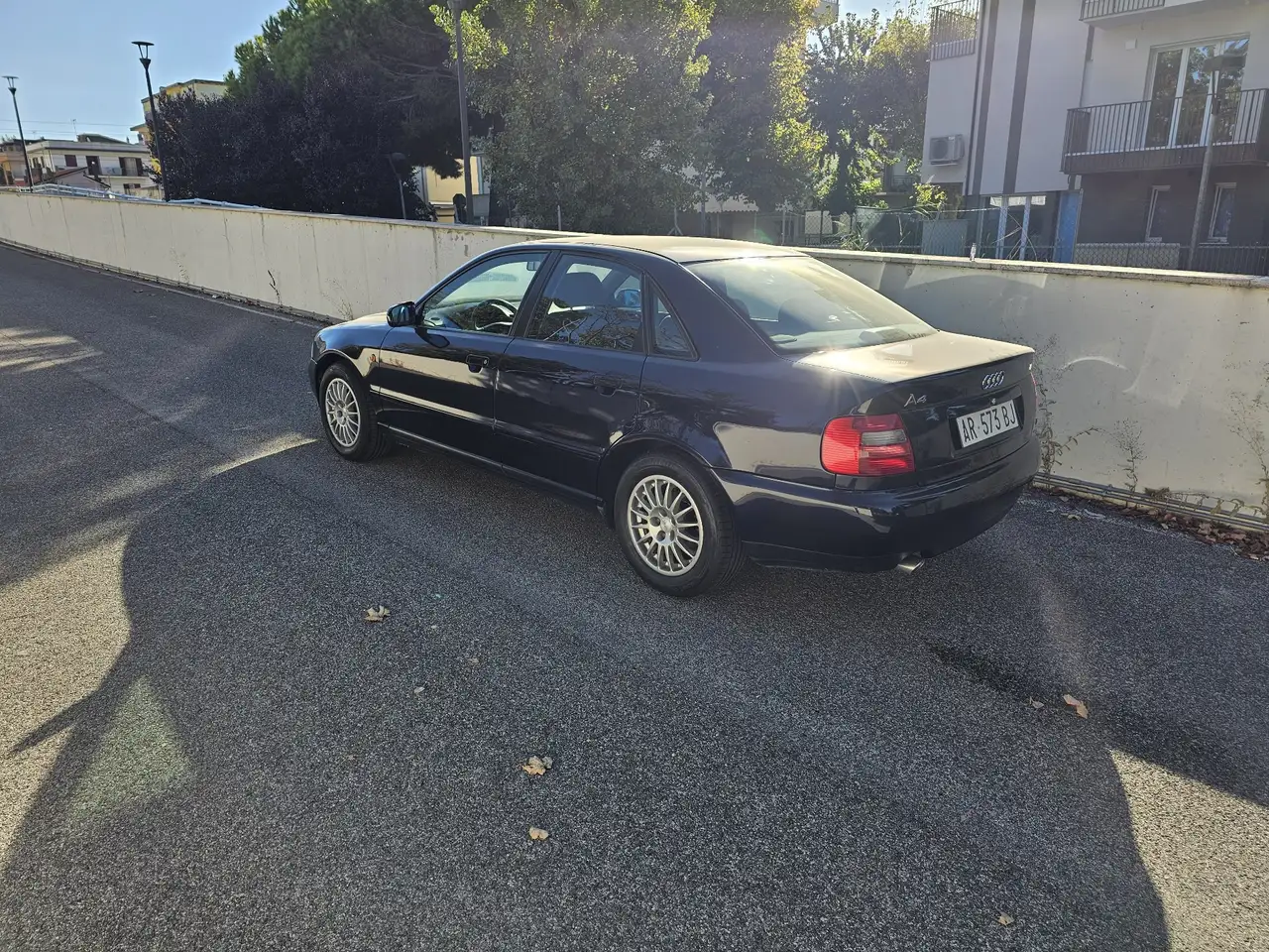 Audi A4 1.6, foto 4