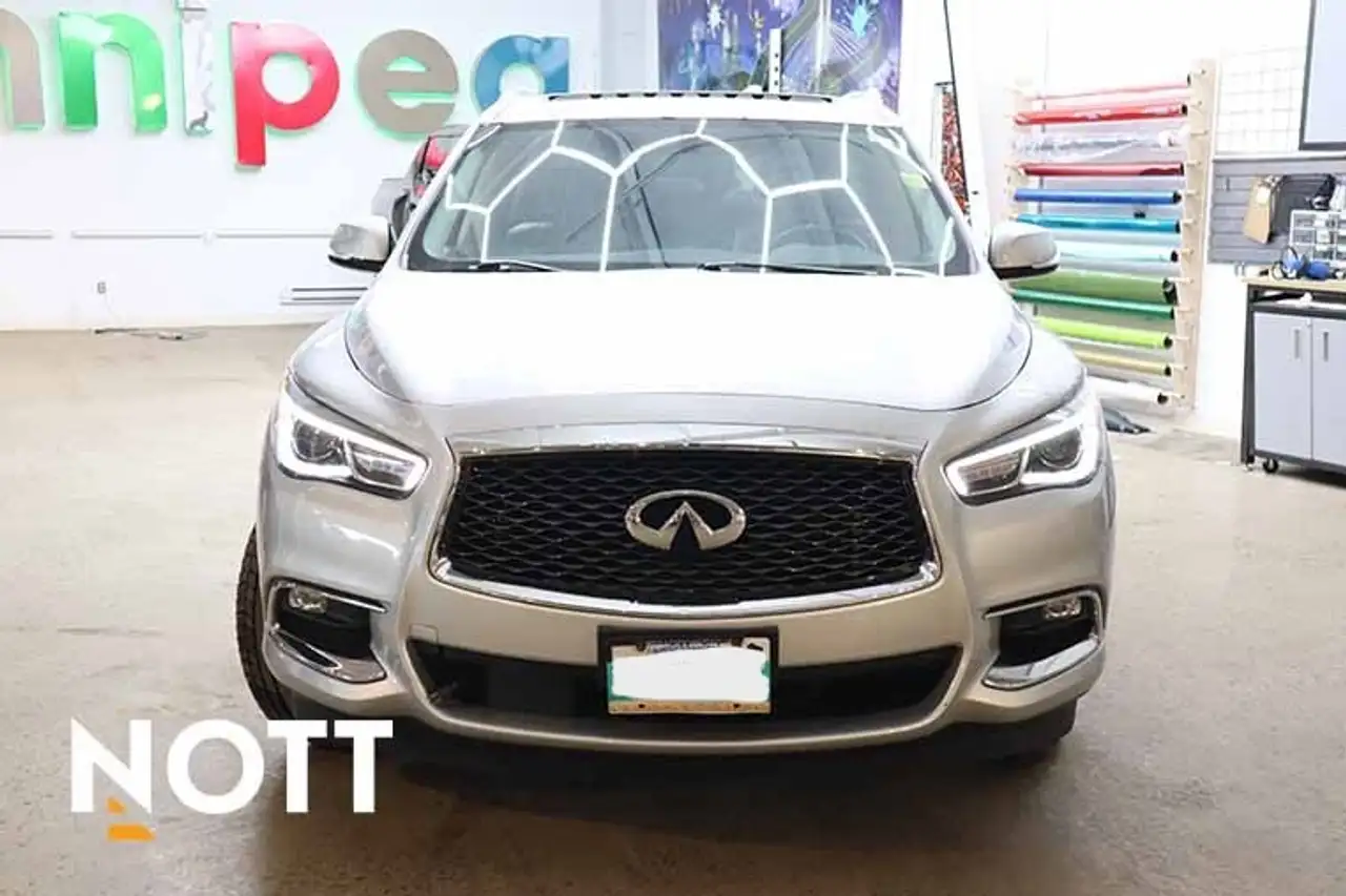 Infiniti QX60 снимка Infiniti QX60