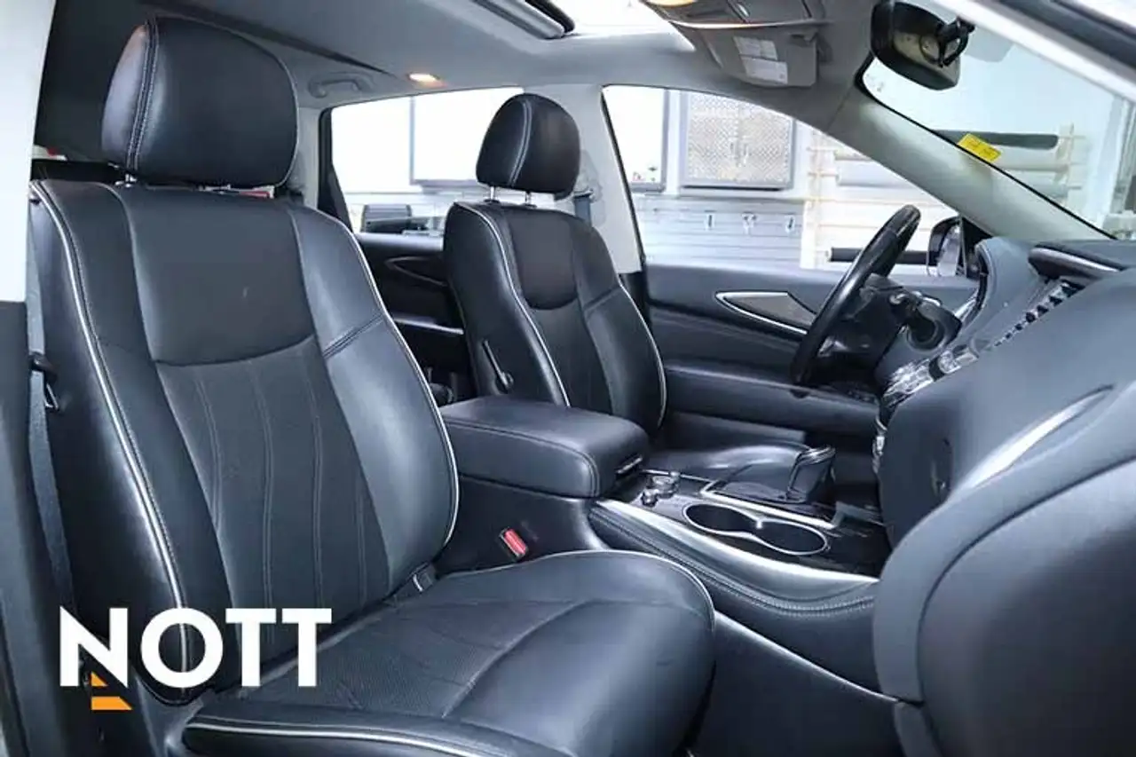 Infiniti QX60 снимка Infiniti QX60