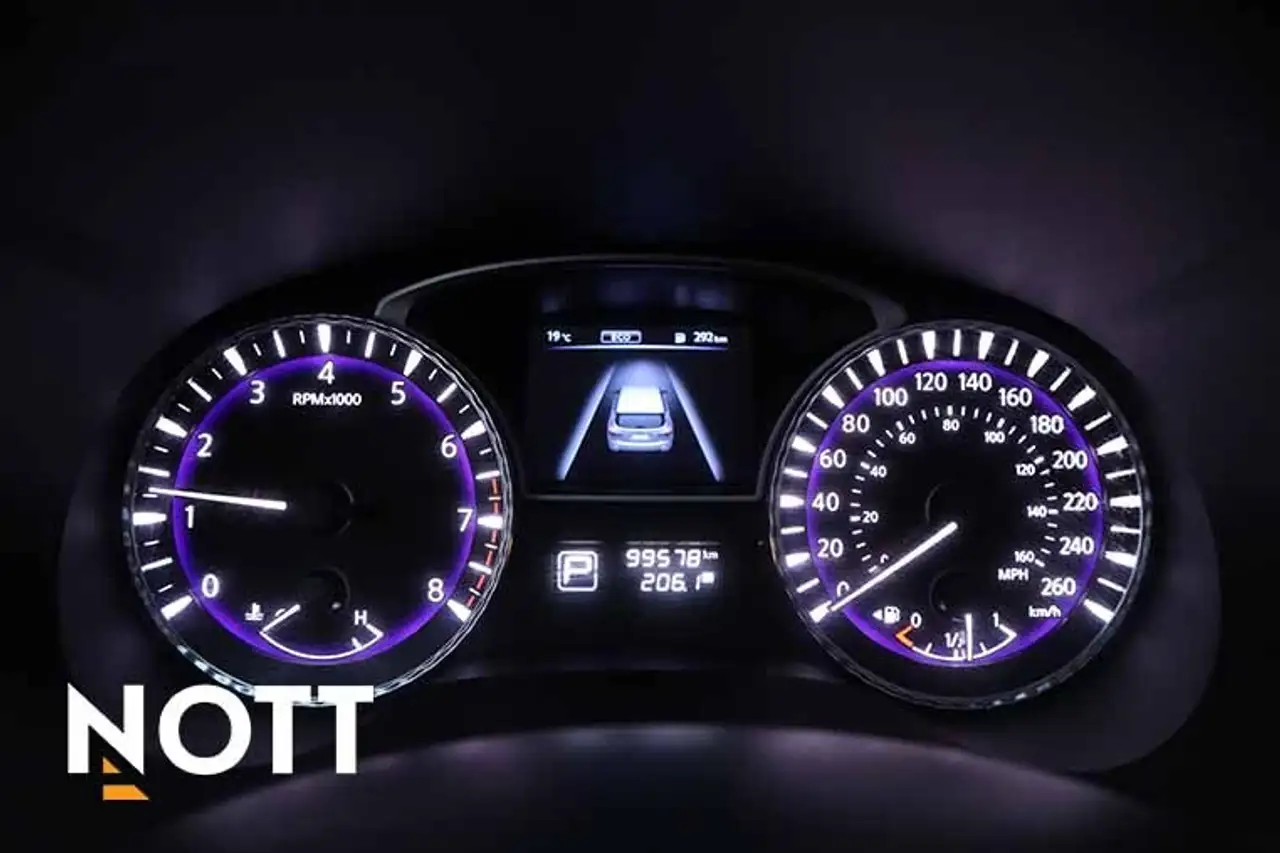 Infiniti QX60 снимка Infiniti QX60