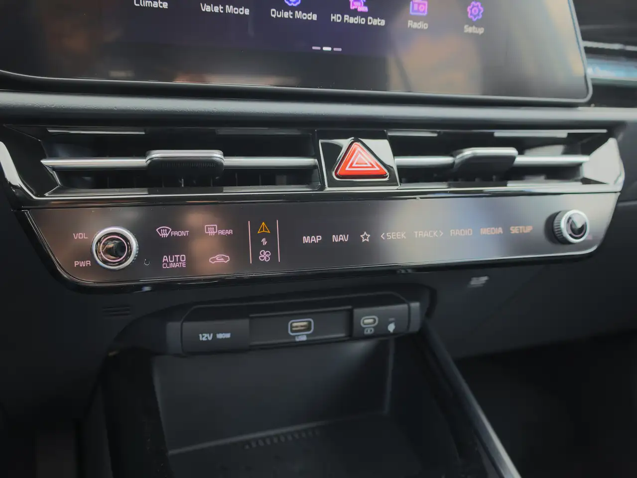 Kia Niro снимка Kia Niro