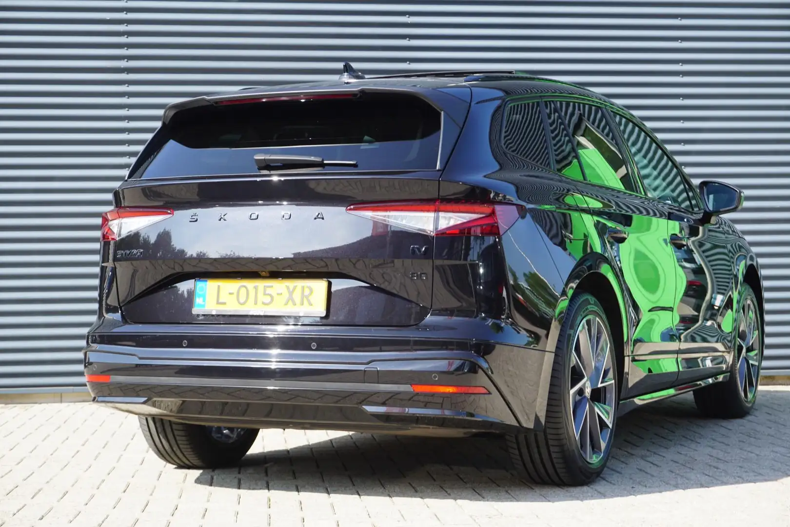 Skoda Enyaq 80 204pk Sportline | Adaptive Cruise | Panoramadak Zwart - 2