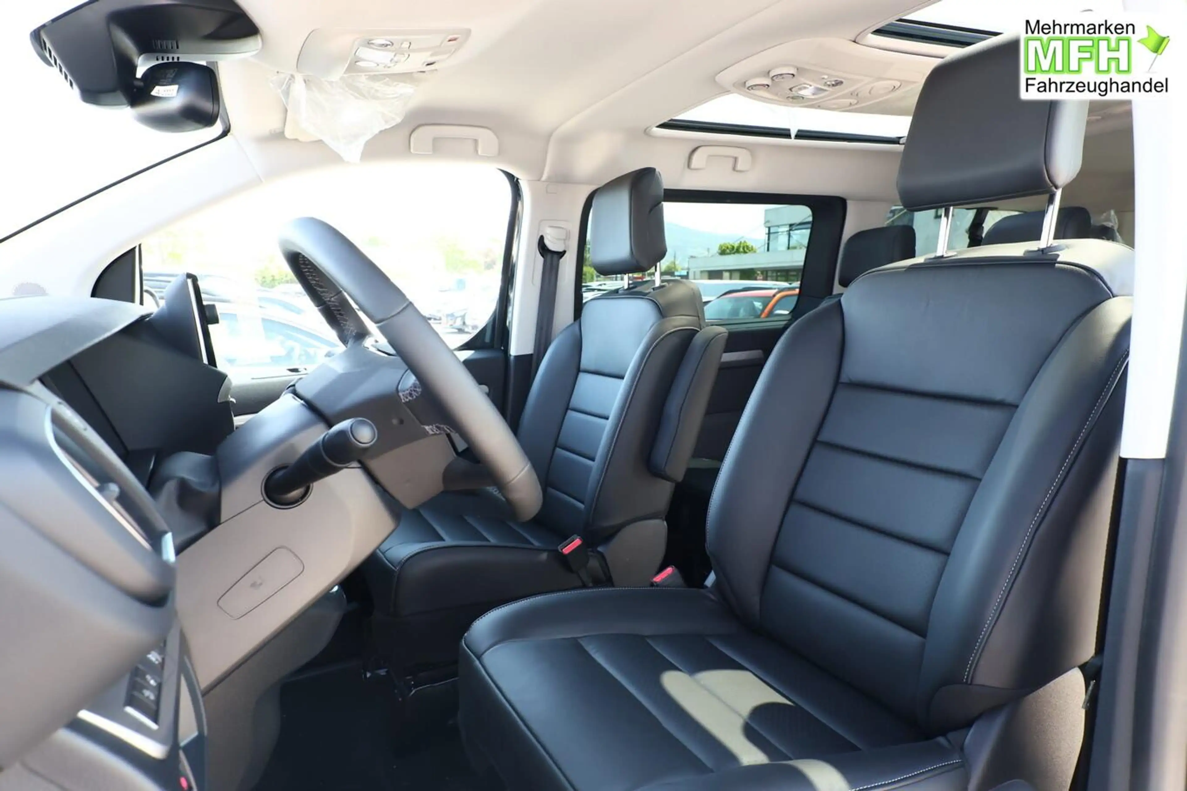 Citroen Spacetourer MAX AT XL Pano AHK Nav Leder Kam Key 132 kW (17... — photo 5