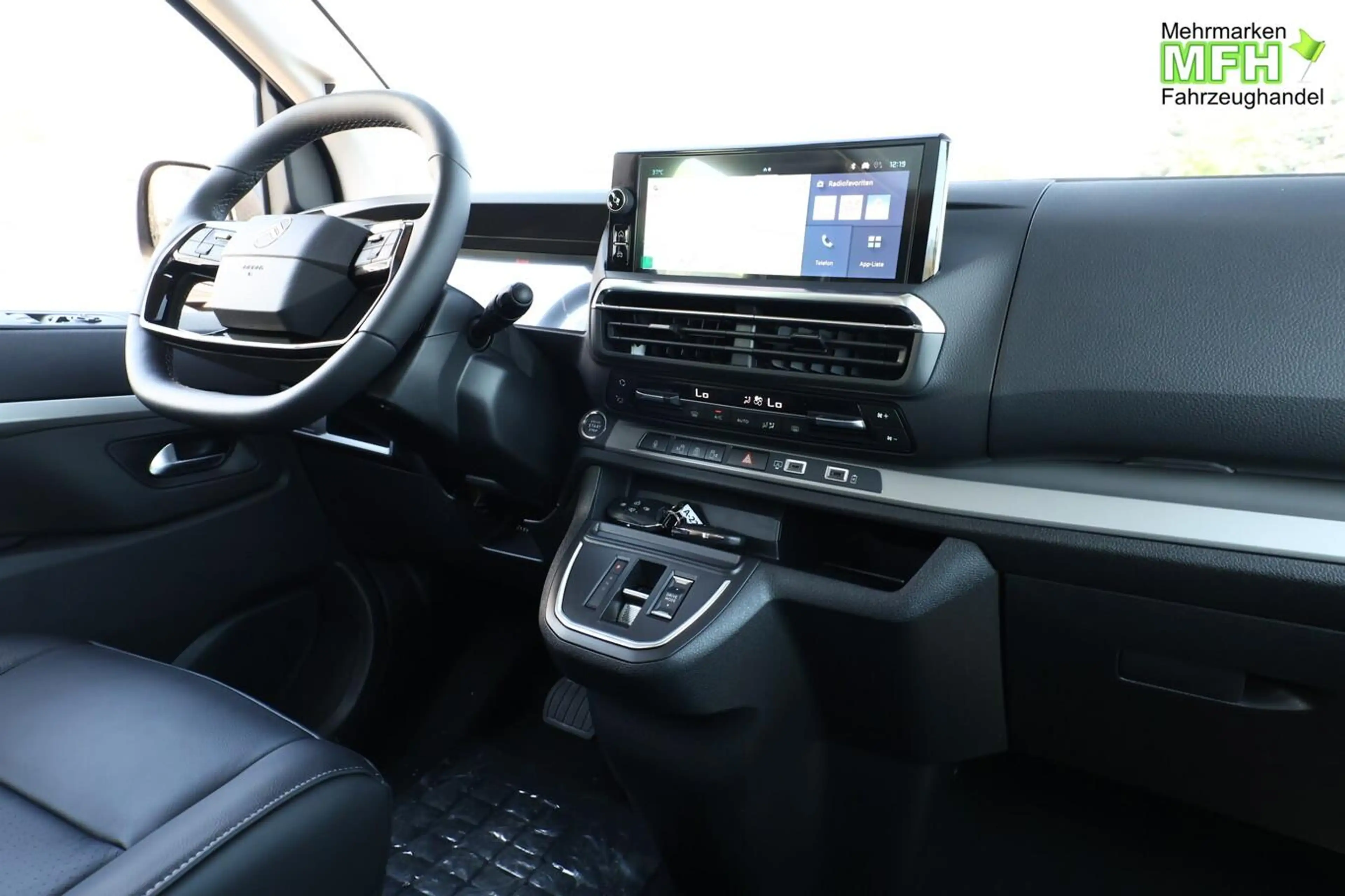 Citroen Spacetourer MAX AT XL Pano AHK Nav Leder Kam Key 132 kW (17... — photo 8