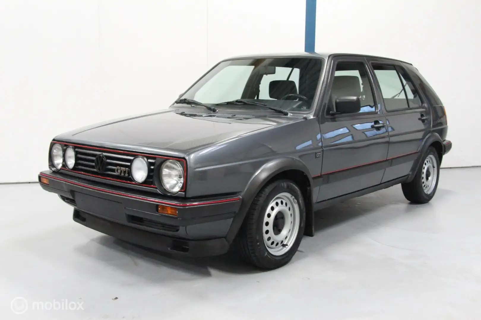 Volkswagen Golf GTI 1.8 5-drs Grey - 1