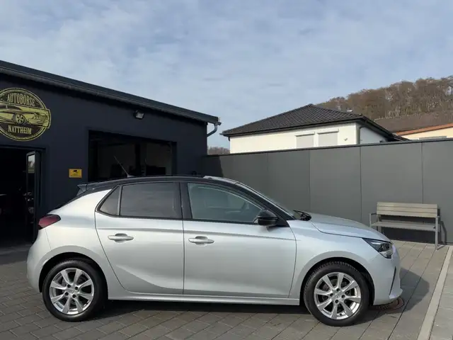 Opel Corsa view 8