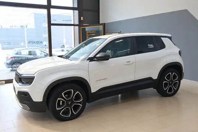 2024 Jeep Avenger in White for sale