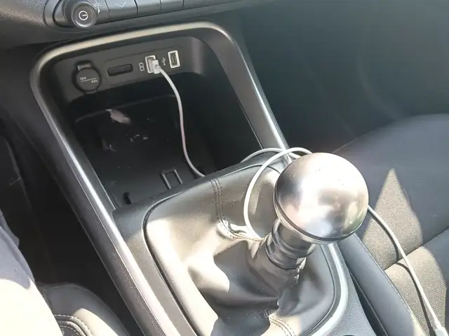 Jeep Avenger view 16