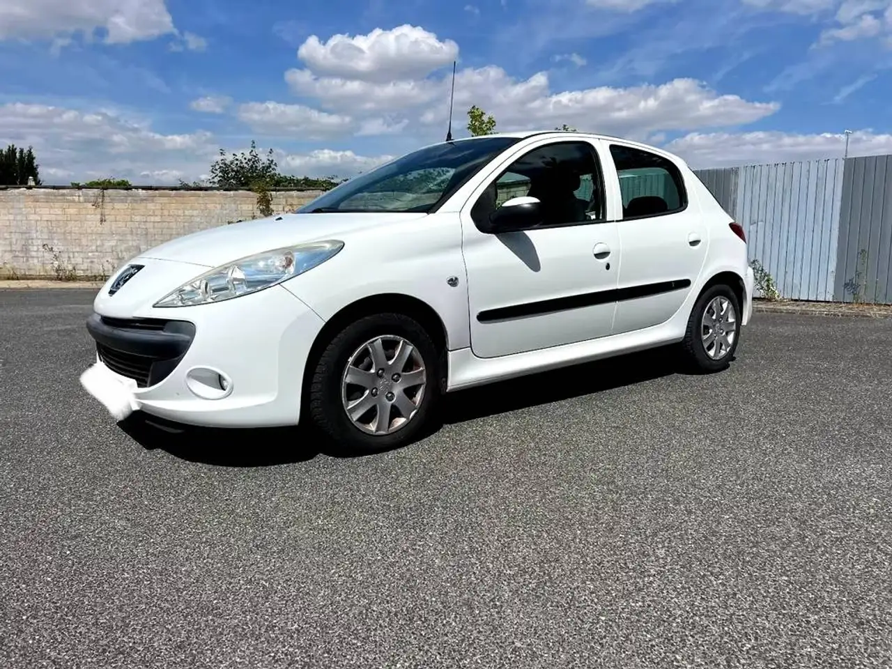Peugeot 206 206 1.4 HDi Urban — photo 1 of 18