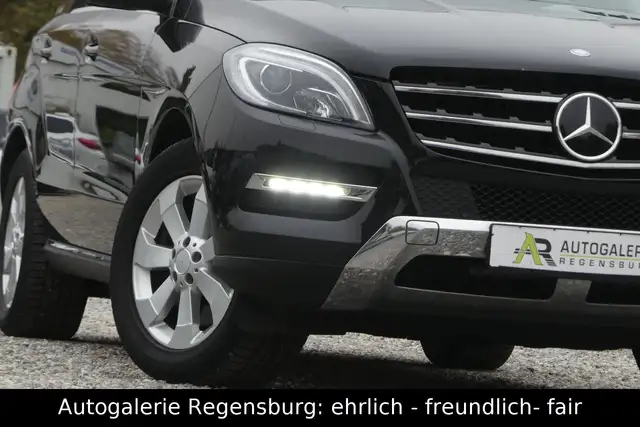 Mercedes-Benz ML 350 ML350*LUFTFAHRWERK*PANORAMA*XENON*NAVI*ALCANTARA