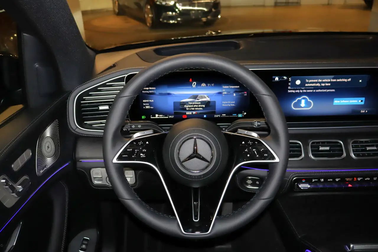 Mercedes-Benz GLE снимка Mercedes-Benz GLE