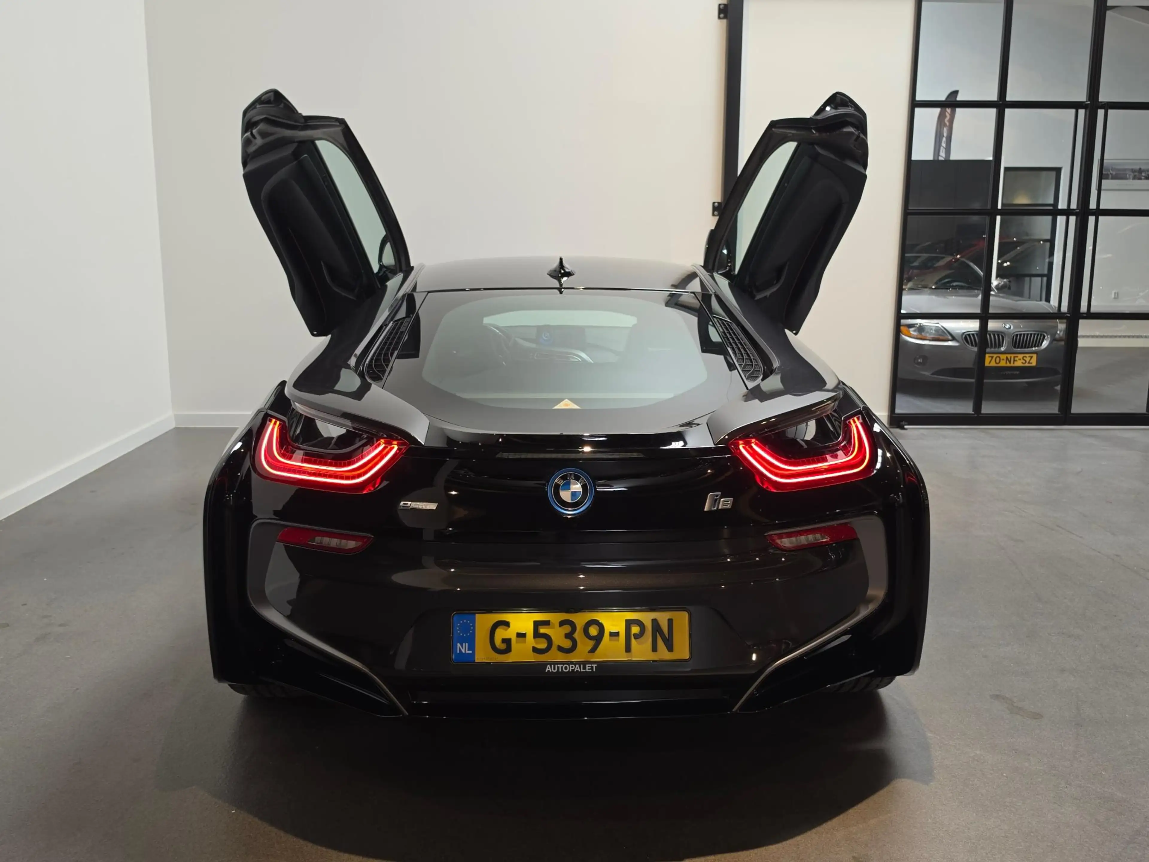 BMW i8 1.5 - Stoelverwarming - 20'' - LED - Navi — photo 9