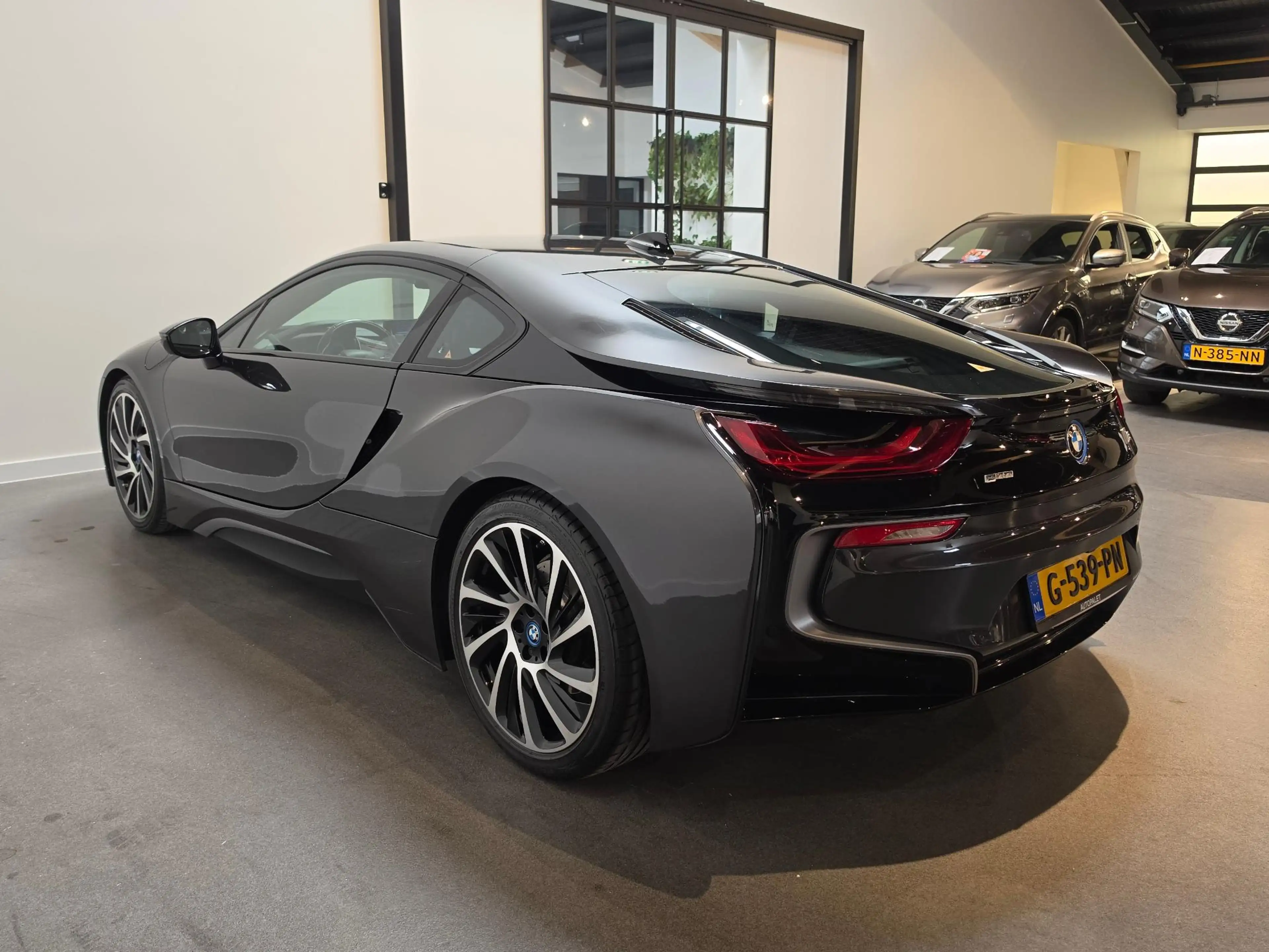BMW i8 1.5 - Stoelverwarming - 20'' - LED - Navi — photo 11