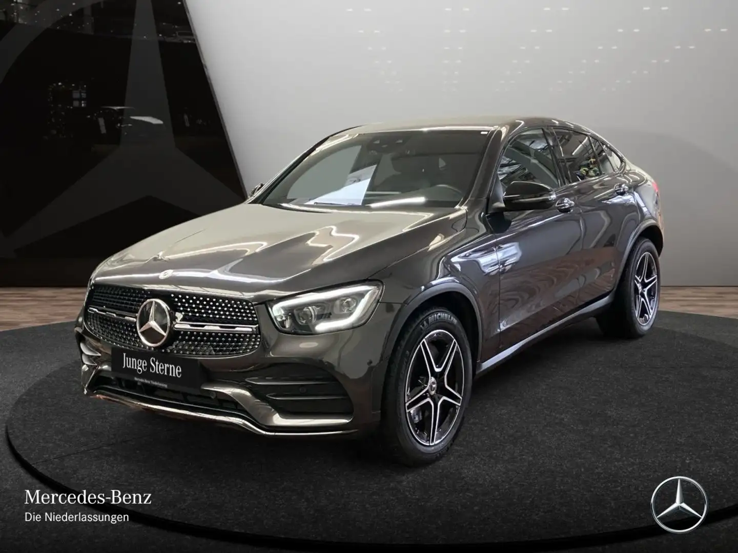Mercedes-Benz GLC 300 Coupé 4M AMG+NIGHT+MULTIBEAM+BURMESTER+9G Grau - 2