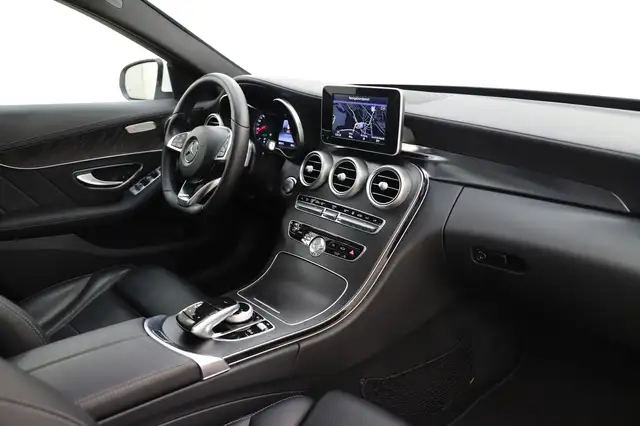 Mercedes-Benz C Class view 15