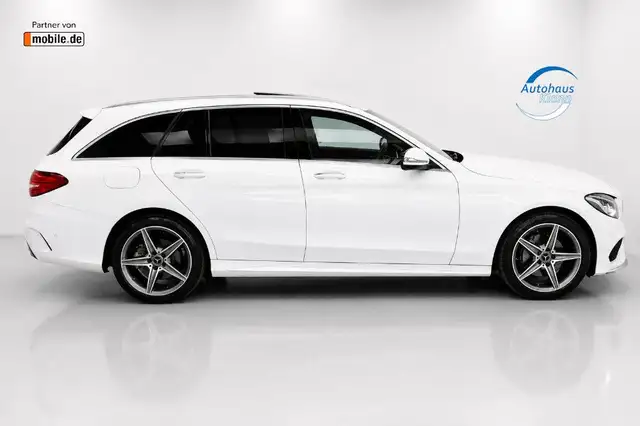 Mercedes-Benz C Class view 5