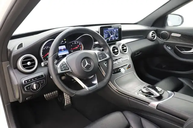 Mercedes-Benz C Class view 13