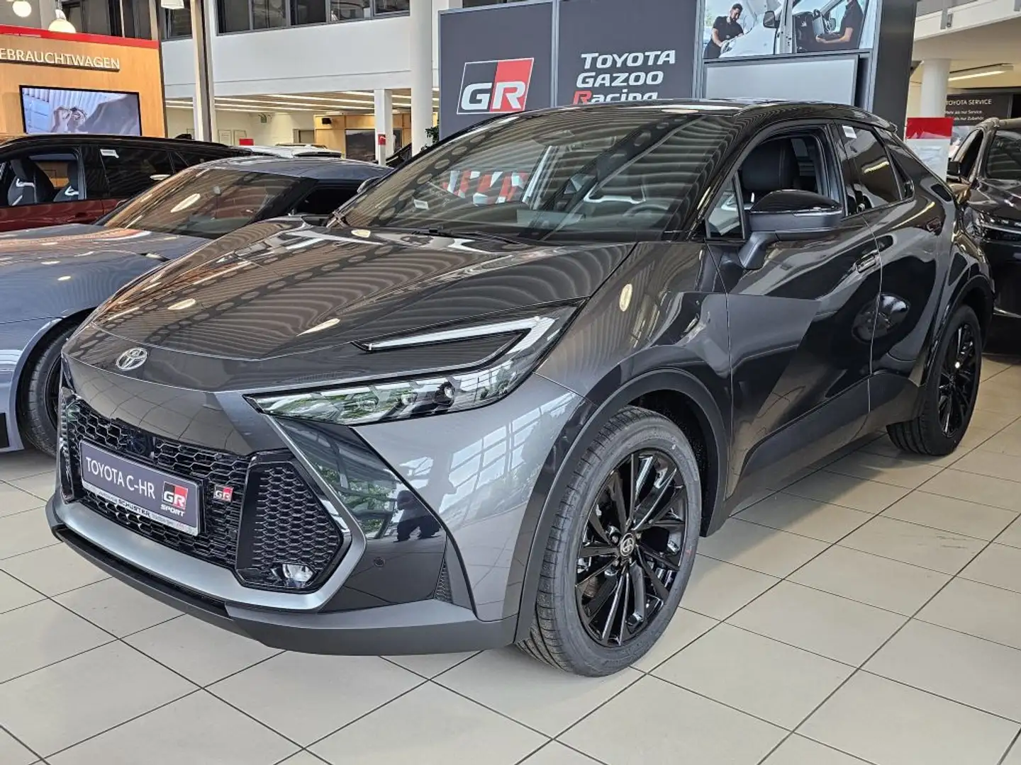 Toyota C-HR 2.0 Plug-in-Hybrid GR SPORT Gris - 2