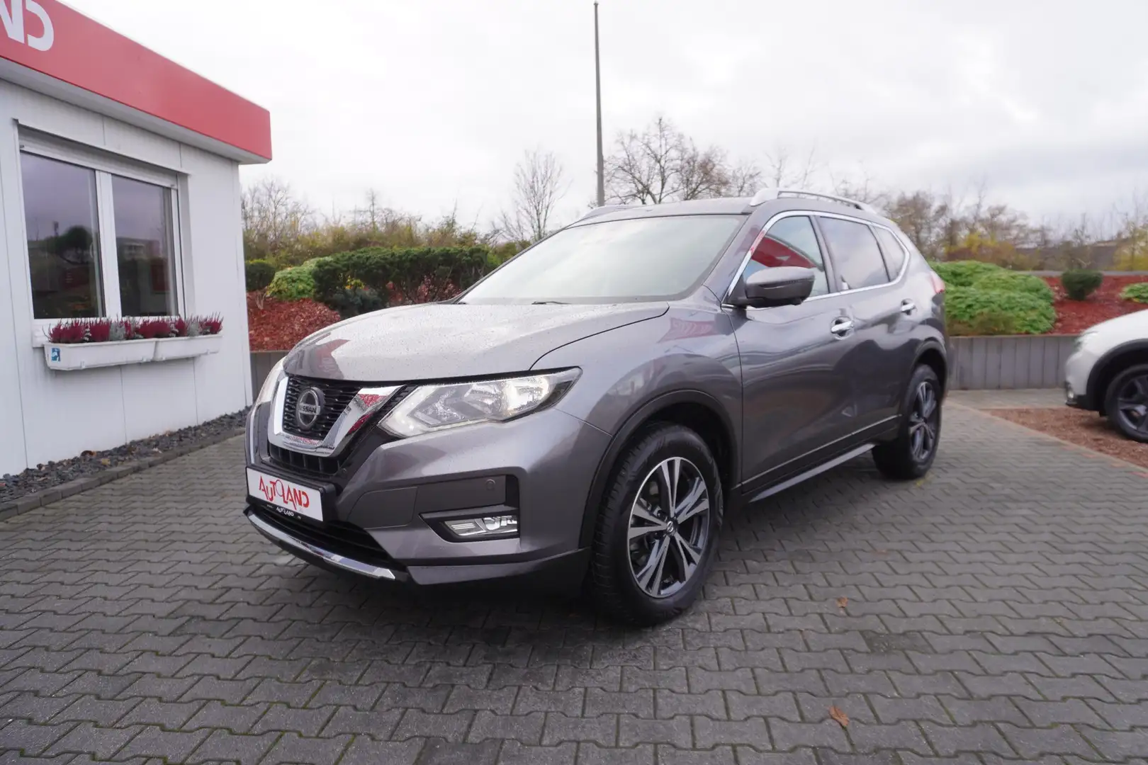 Nissan X-Trail 1.7 dCi XTronic 4x4 Navi Pano Kamera el.KH Grau - 2