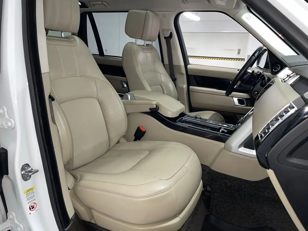 Land Rover Range Rover снимка Land Rover Range Rover