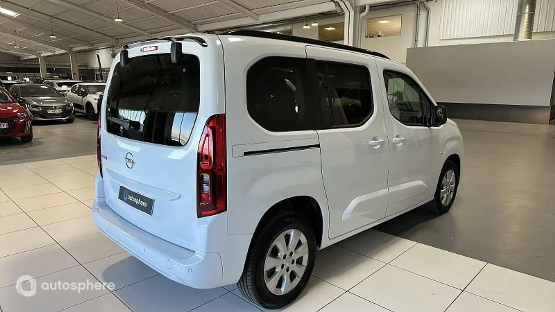Opel Combo Life Taille M - Moteur Electrique 136ch (100 kW) Automa - 2