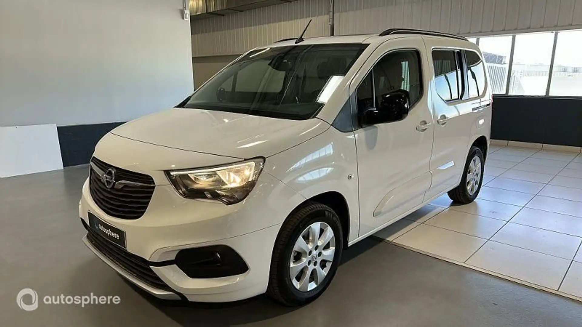 Opel Combo Life Taille M - Moteur Electrique 136ch (100 kW) Automa - 1