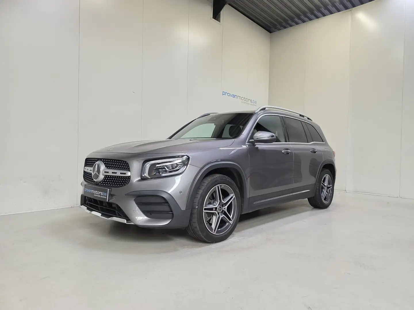 Mercedes-Benz GLB 180 d Autom. - AMG Line - GPS - Topstaat! Grijs - 1