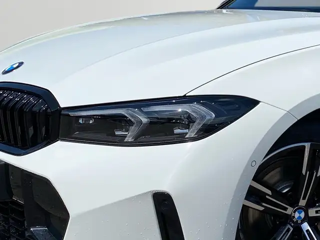 BMW 3 Series view 5