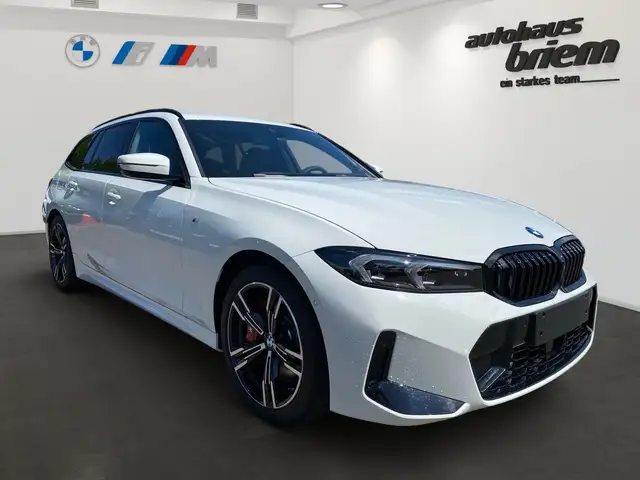 BMW 3 Series view 2