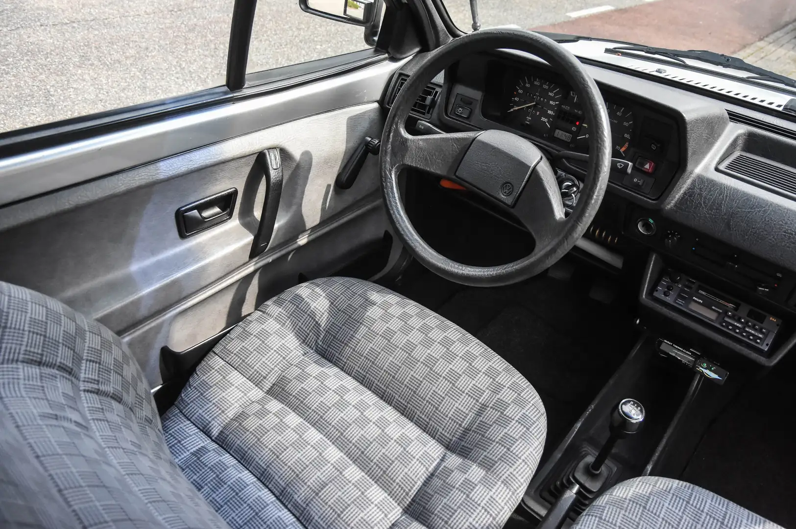 Volkswagen Polo Plus 1.3 Fox / volledige bekende onderhoudshistorie Grey - 2