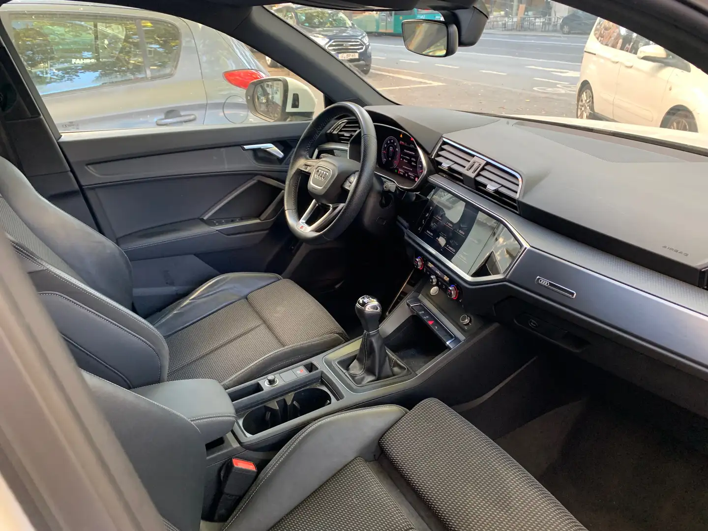 Audi Q3 35 TFSI 2x S line Virt. Cockpit LEDER NAVI ACC KA Weiß - 2