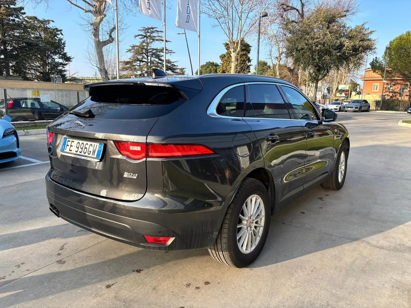 Jaguar F-Pace 2.0d R-Sport awd 180cv - 2