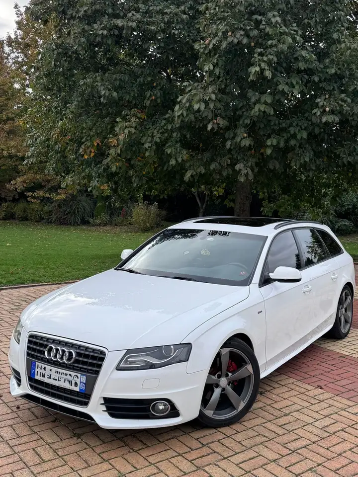 Audi A4 Avant 2.0 TDI  S Line