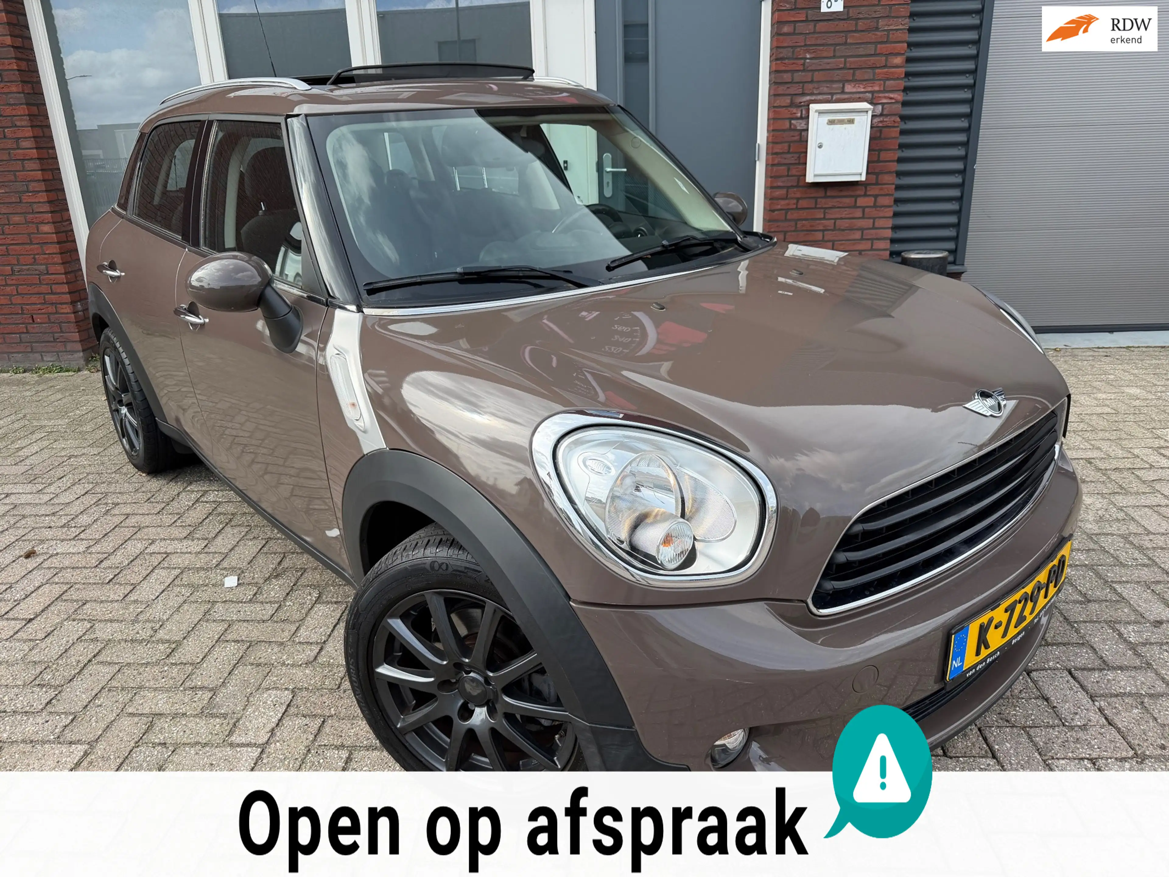 MINI One Countryman Mini 1.6 Chili / Pano / PDC / 17 inch / Stoelverwa