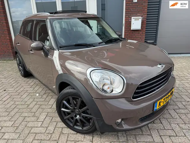 MINI One Countryman Mini 1.6 Chili / Pano / PDC / 17 inch / Stoelverwa