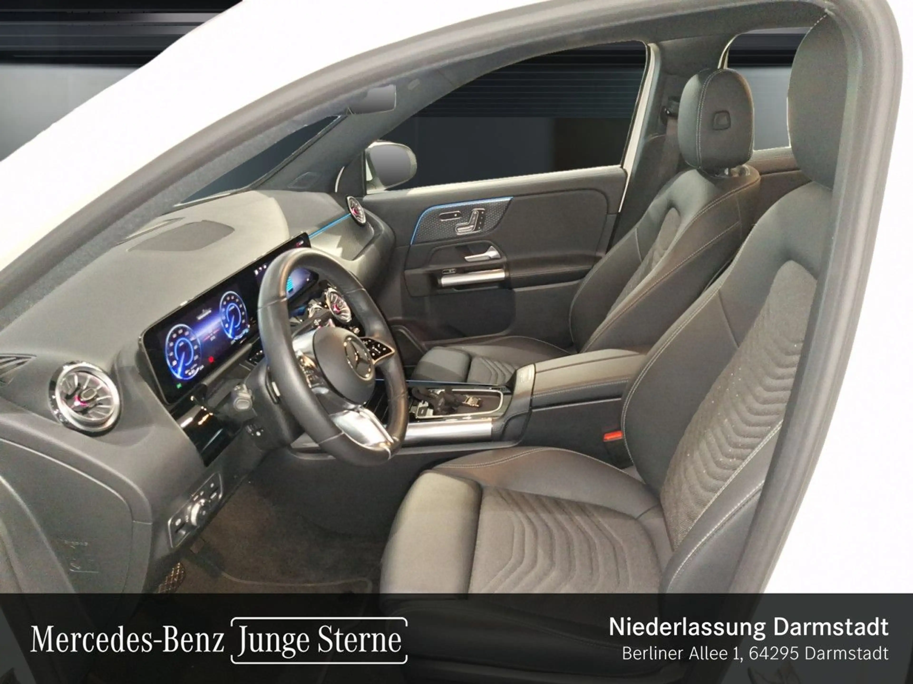Mercedes-Benz EQA 250 PROG+ADVANCED+KAMERA+MEMORY+SPUR — photo 12