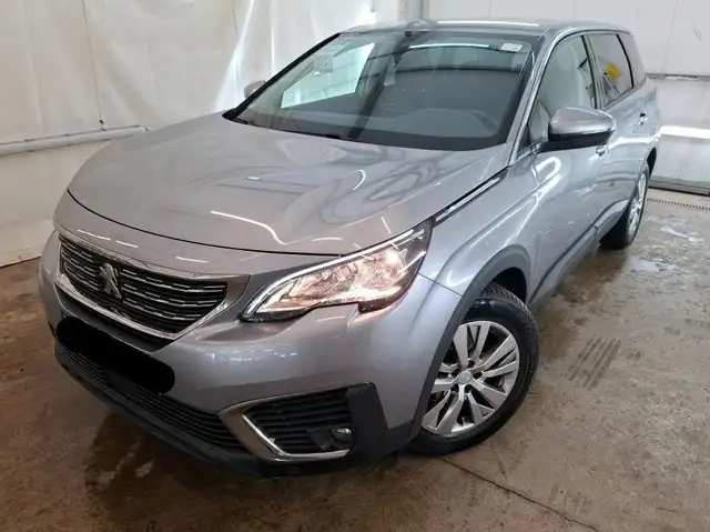 Peugeot 5008 Active 1.2T NAVI/LED/PDC/TEMPOMAT/VIRTUAL