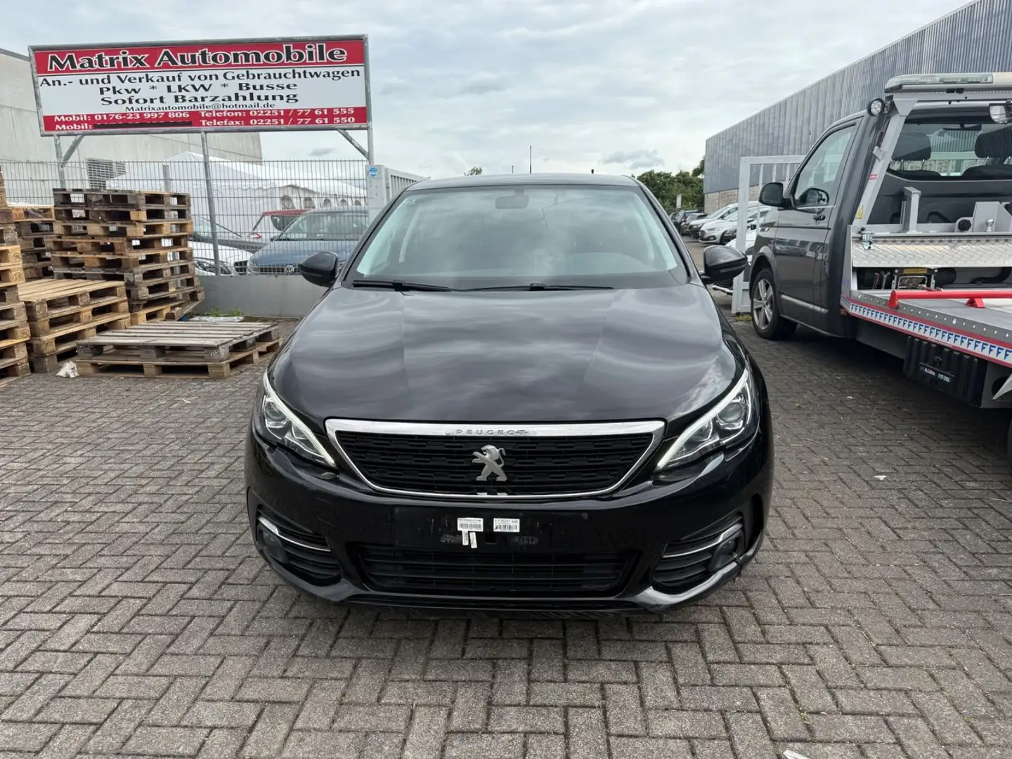 Peugeot 308 BlueHDi 100 Access,Eteil.Navi,Klima,Euro6 Schwarz - 2