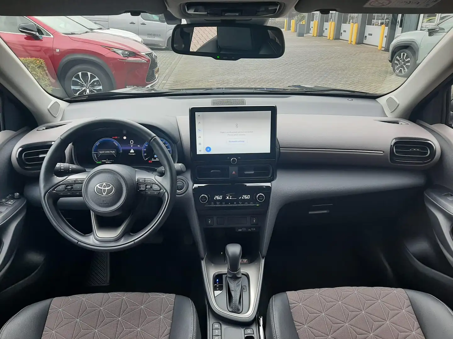 Toyota Yaris Cross 1.5 Hybrid 130 Executive STOEL/STUURVERW BLIND-SPO Gris - 2