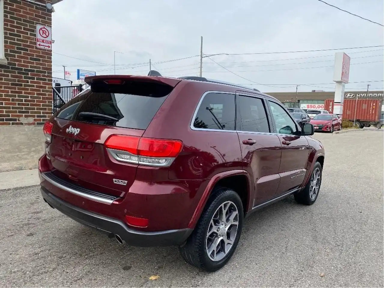 Jeep Grand Cherokee снимка Jeep Grand Cherokee