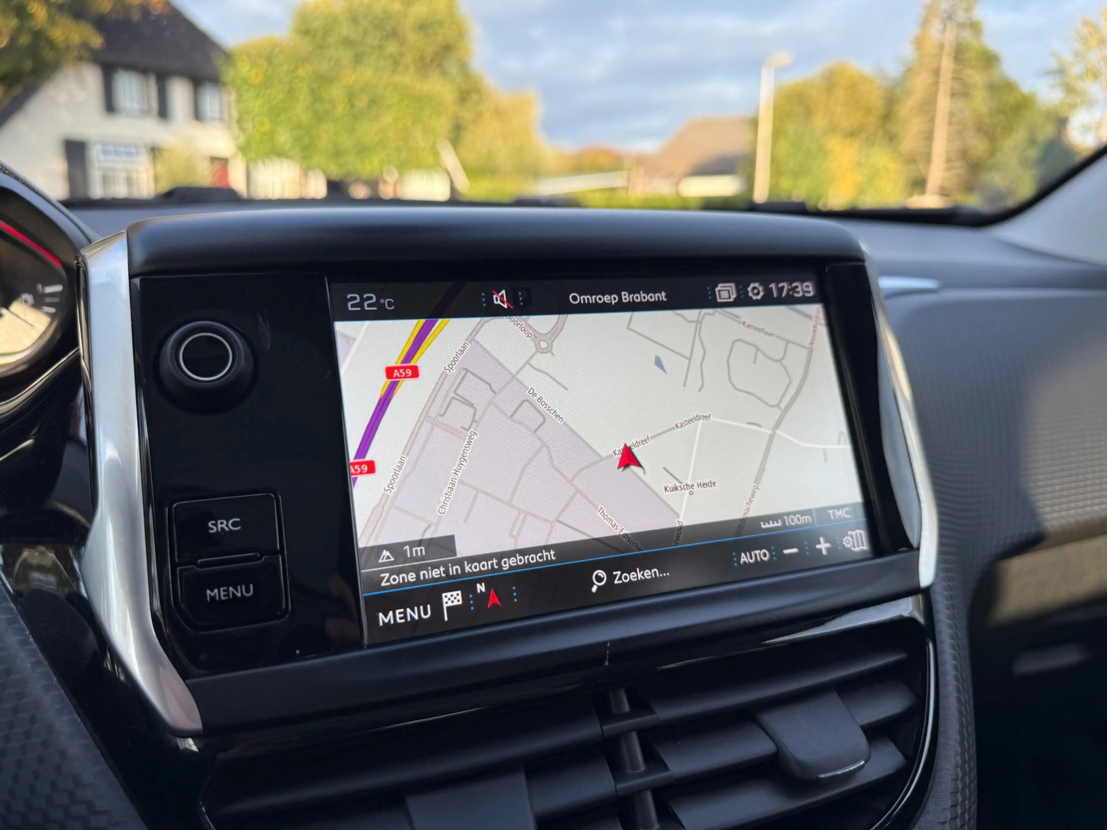Peugeot 2008 1.2 PureTech GT-Line NAVI CRUISE CAMERA PANORAMA D — photo 20